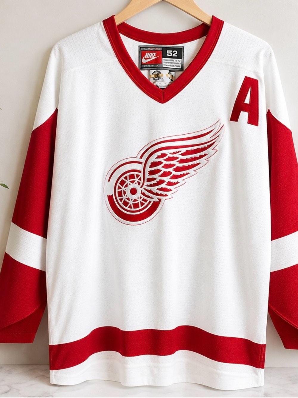 Nike Detroit Red Wings Brendan Shanahan #14 Authentic NHL Jersey Size 52